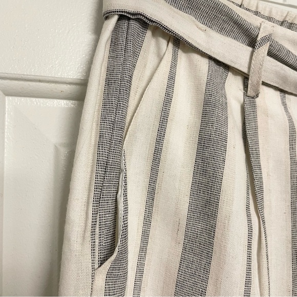 Tracy's King Crab Shack (Located In Juneau, Alaska) Tank Top In Pink Heather - Picture 10 of 10